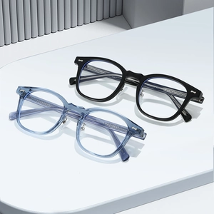 Lunettes anti-lumière bleue TR90 avec montures noires et bleu transparent