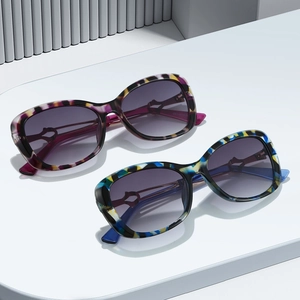Chic oversized marble pattern sunglasses with heart-shaped temple cut-out and gradient lenses