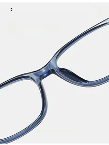 Gros plan des lunettes anti-lumière bleue TR90 avec plaquettes nasales confortables