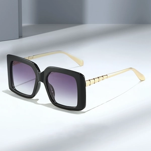 Retro Square Sunglasses Women Men Large Frame UV400 Protection Gradient Lens Vintage Metal Temple New Fashion Eyewear