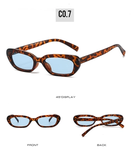 Lunettes de soleil rétro à petit cadre ovale léopard avec verres bleus clair et vues sous plusieurs angles