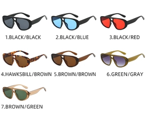 Présentation de sept variantes de couleurs de lunettes de soleil aviateur surdimensionnées