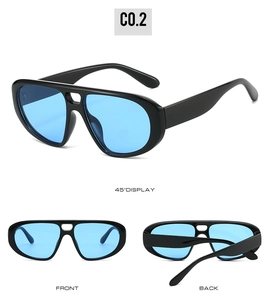 Vues détaillées de lunettes aviateur à monture noire et verres bleu clair sous trois angles