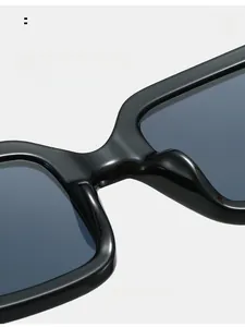 Detail of comfortable nose pads on black square sunglasses for long-term wear