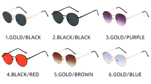Collection de six lunettes de soleil rondes en métal avec divers coloris de verres