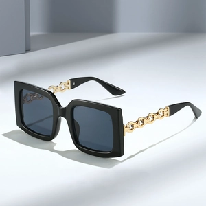 Square Sunglasses With Gold Metal Chain Temples UV400 Protection Retro Fashion Oversized Eyewear For Women And Men