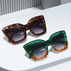 Retro Oversize Katzenaugen Sonnenbrille mit Tortoise und grünem Rahmen für Damen