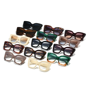 Vintage Oversize Cat-Eye Sonnenbrillen Kollektion in Tortoise und klassischem Schwarz