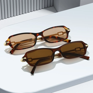 Retro square sunglasses with small metal frames and tortoise shell pattern for women
