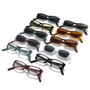 Fashionable rectangle sunglasses set in multiple colors with retro square frames