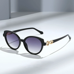 Women Cat Eye Sunglasses Retro Oval PC Frame Gradient Lenses UV400 Fashion Trendy Eyewear With Metal Decoration