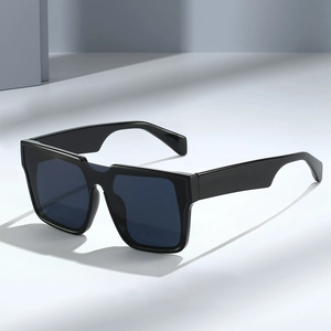 Oversized Square Sunglasses PC Frame UV Protection Retro Trendy Outdoor Travel Fashion Eyewear For Women Men