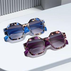 Lunettes De Soleil Géométriques À Polygones Tendance Monture Épaisse En PC UV400 Style De Rue Pour Femmes