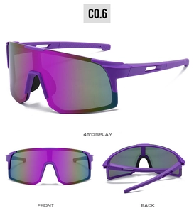 Tre viste di occhiali da sole sportivi viola con lenti arcobaleno e astine ventilate