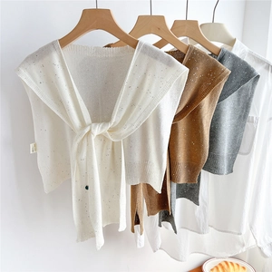 Scialle in maglia da donna con paillettes in bianco, kaki e grigio, stile colletto