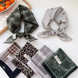 Breathable cotton small square scarf with vintage paisley and floral patterns