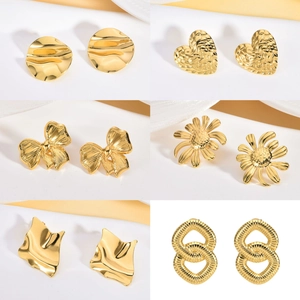Collection of six pairs of gold vintage irregular geometric stud earrings in 304 steel