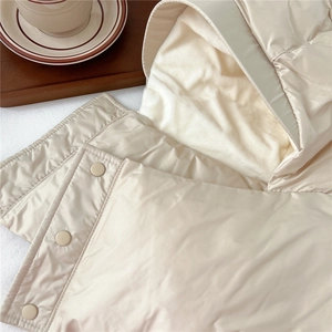 Écharpe à capuche thermique d'hiver avec doublure polaire et boutons-pression beige