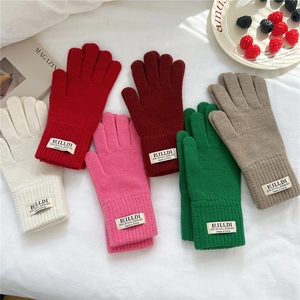 Guanti invernali in maglia da donna in vari colori con polsini a costine e funzione touch screen