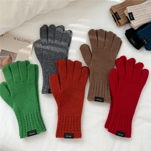 Minimalist 100% wool knitted gloves for women with colorful solid winter designs