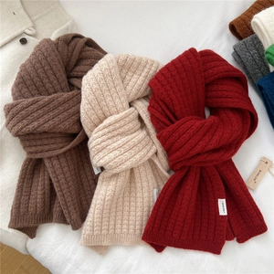 Sciarpa in maglia di lana a coste tinta unita per calore invernale in vari colori