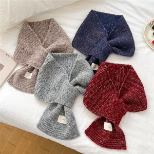 Chic knit cross scarves set in beige, blue, grey and burgundy with ins logo tag