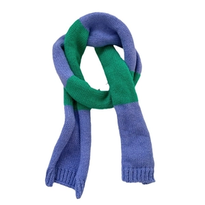 Contrast color knit skinny scarf in purple-blue and green with thick rib knit texture