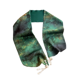 Dark green silk scarf with vintage floral patterns and elegant hanging pearl pendants
