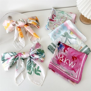 Foulard Carré En Satin Pour Femmes Imprimé Fleuri Papillon Bandana En Satin Polyester Accessoire Cheveux Élégant