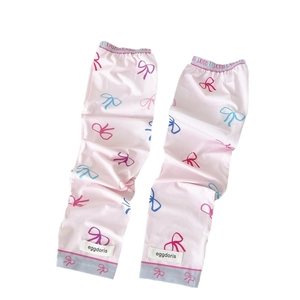 Manchettes de protection solaire en soie glacée rose avec nœuds colorés et élastiques