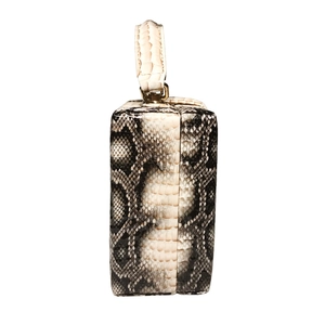 Sac à main structuré motif serpent avec boucles dorées et poignée beige élégante