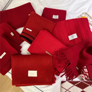 Classic festive red 100% wool knitted scarf with fringe detail for winter warmth