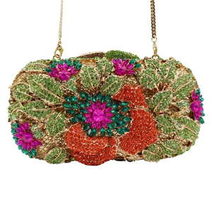 Pochette de soirée luxe à fleurs en cristal avec strass colorés et chaîne dorée chic