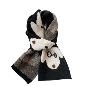 Sciarpa invernale spessa in maglia con motivo a cane e design patchwork a tre colori