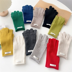 Winter thermal 100% wool knitted touch screen gloves for women in multiple colors