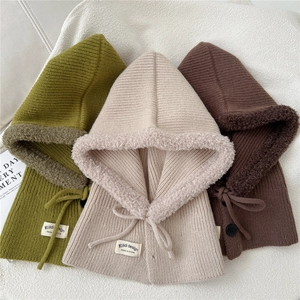 Knitted balaclava hood with faux fur trim and drawstring in three solid colors