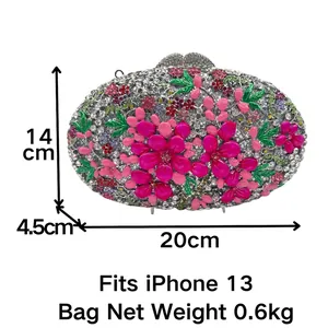 Pochette de soirée en cristal avec motif floral 3D rose et fermoir argenté