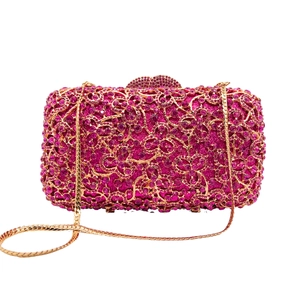 Luxuriöse Strass Abendtasche Ausgehöhlte Blumen Metall Clutch Bankett Hochzeit Party Handtasche Mit Abnehmbarer Kette Für Damen