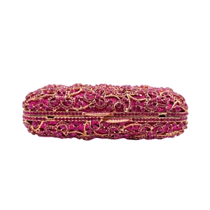 Luxuriöse rosarote Strass-Clutch mit goldenem Blumenrahmen und Schnappverschluss