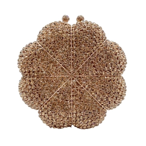 Elegante borsa da sera a zucca con strass color champagne per occasioni speciali