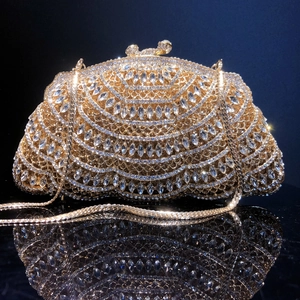Sac De Soirée De Luxe Strass Pochette Pour Femmes Coque Métal Ajourée Mariage Fête Banquet À Main Avec Chaîne Glamour