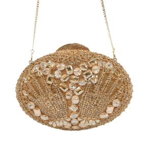 Pochette de soirée ovale dorée avec strass étincelants et bandoulière en chaîne