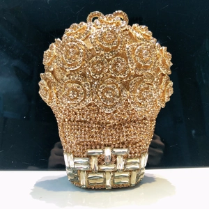 Pochette de soirée panier de fleurs en cristal champagne et roses 3D en métal doré