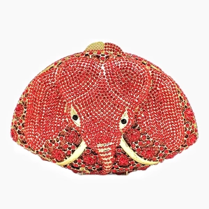 Pochette de soirée éléphant sertie de cristaux rouges et détails en métal doré
