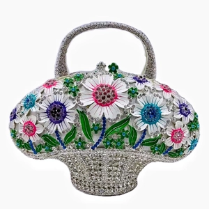 Pochette de soirée panier de fleurs luxe avec marguerites en émail et strass blancs