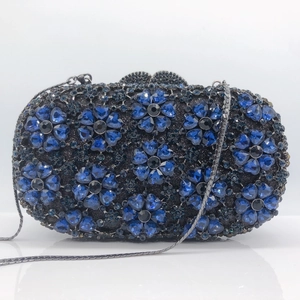 Luxury Flower Heart Rhinestone Evening Bag Metal Hard Case Party Clutch With Chain Strap For Women