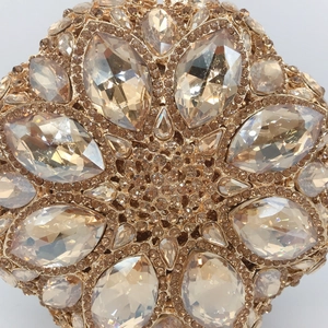 Luxury champagne gold dinner clutch bag with hollow metal flower crystal diamond design