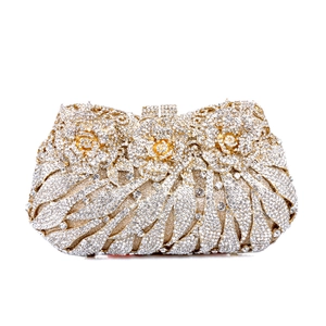 Luxury Women Evening Clutch Bag Metal Hollow Rose Flower Rhinestone Crystal Handmade Hard Shell Banquet Party With Chain