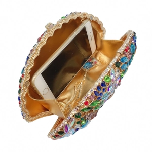Pochette de soirée dorée de luxe avec strass multicolores et chaîne amovible en métal