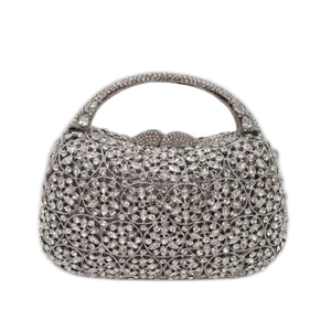 Exquisite silberne Abendtasche mit floralen Strasssteinen und Kristallgriff für Hochzeiten